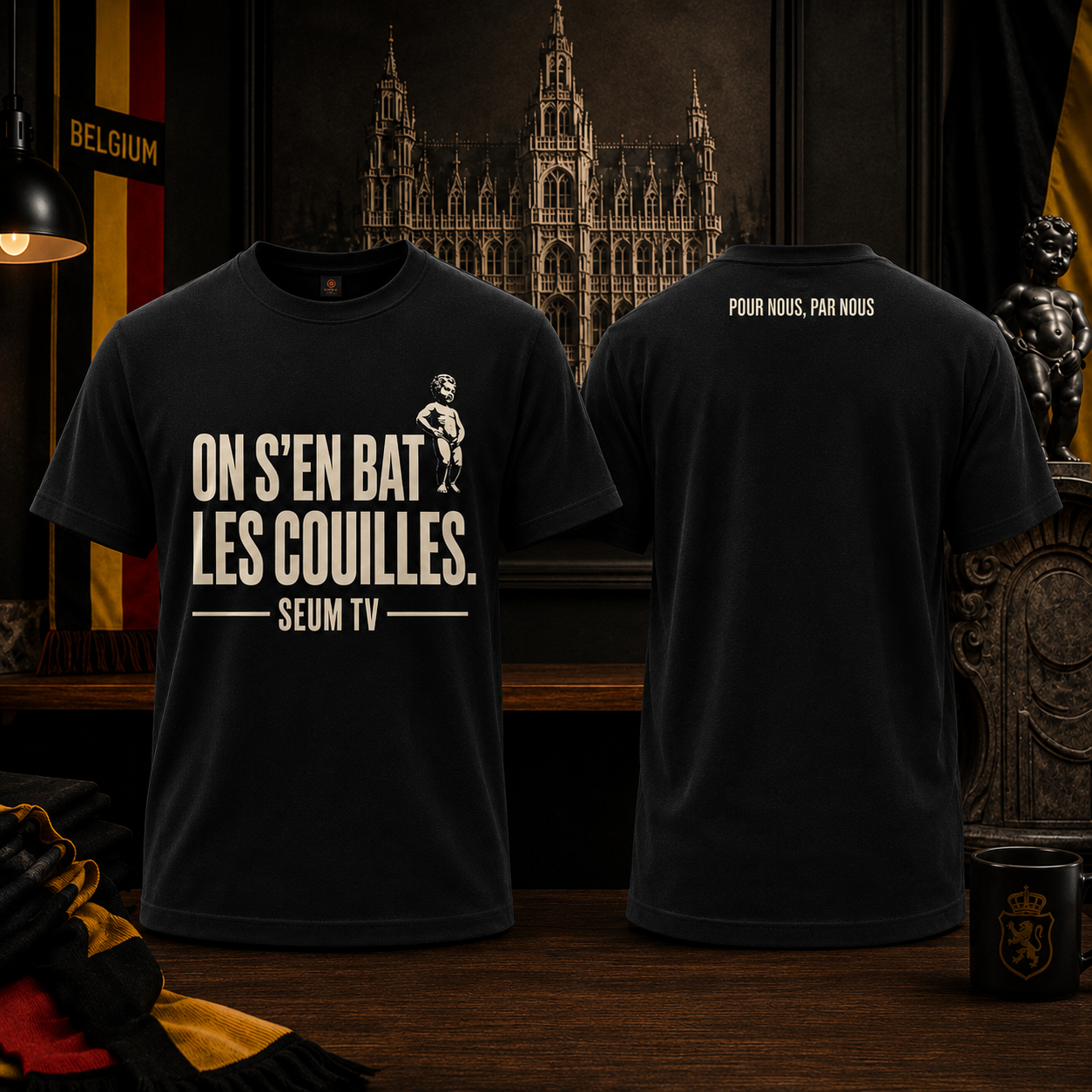 Maillot noir On s’en bat les couilles SEUM TV présenté en recto verso dans un décor belge.